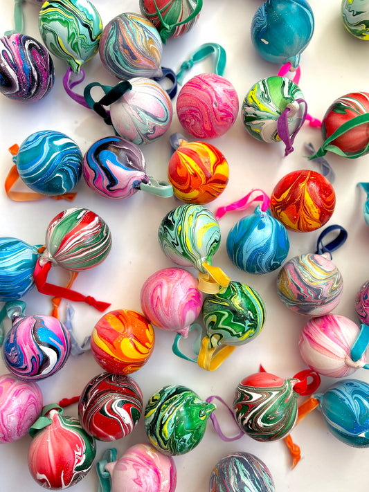 BAUBLES