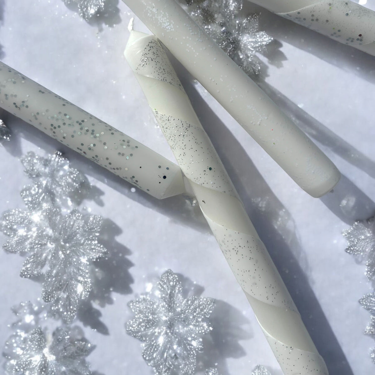 SNOWFLAKES Dip Dye Dinner Candle set of 4