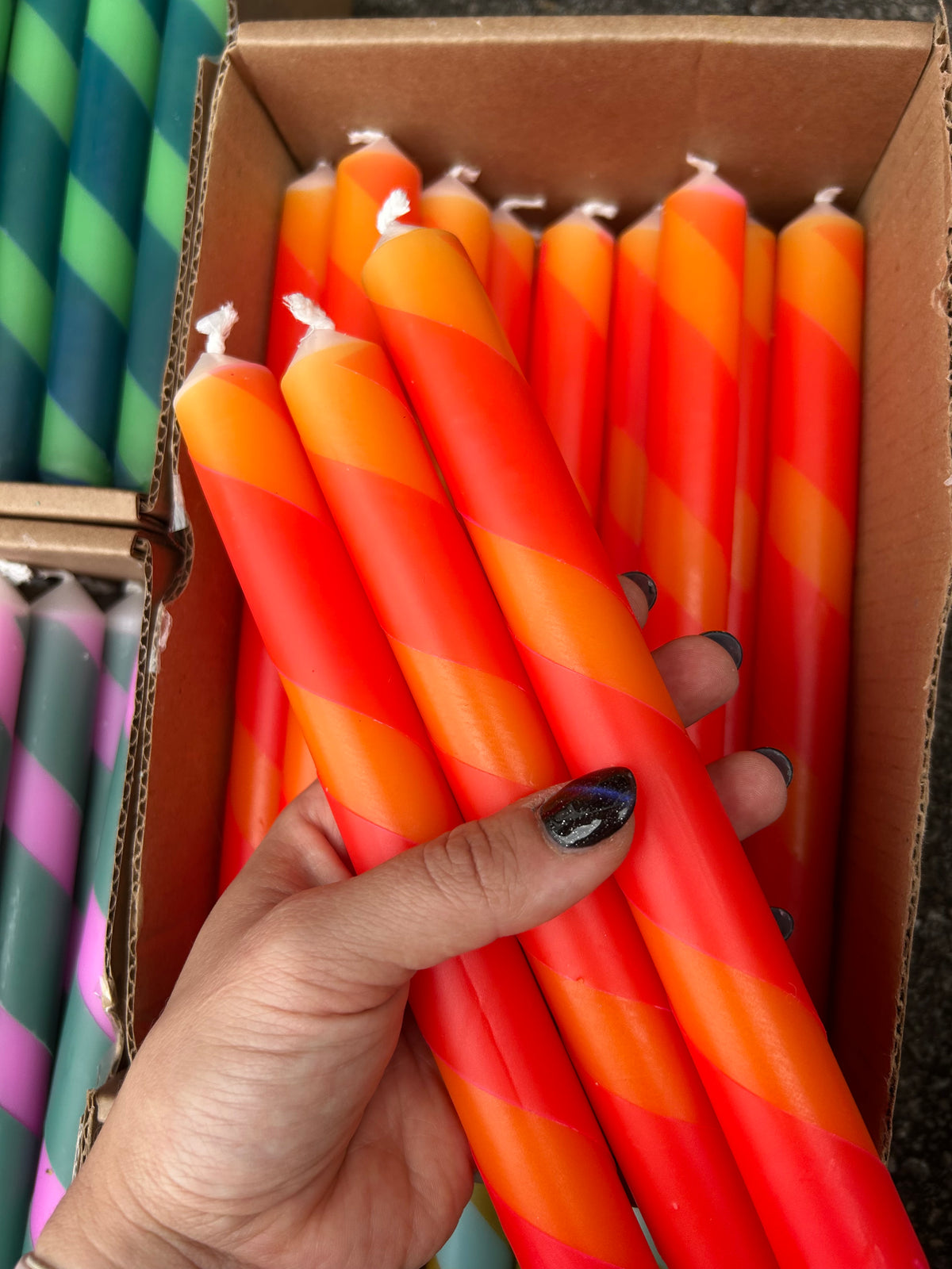 ORANGE & RED TWIST