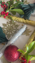 Load and play video in Gallery viewer, METALLIC MARBLED FOIL - Champagne and Snow Set of 4 or 6
